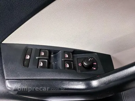 T CROSS HIGHLINE 250 TSI AUT