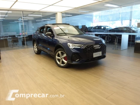 Audi Q3 2.0 40 TFSI GASOLINA SPORTBACK PERFORMANCE BLACK QUATTRO 5 portas