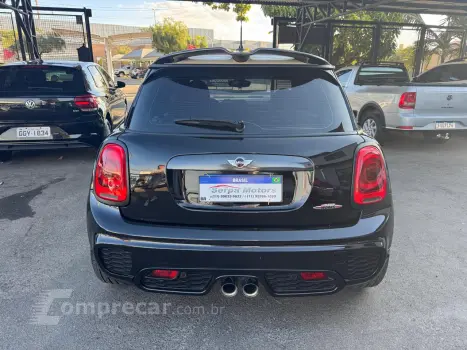 John Cooper Works 2.0 16V TURBO AUTOMÁTICO