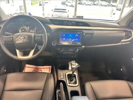 HILUX 2.8 D-4d Turbo CD SRV 4X4