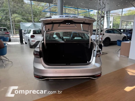 Virtus 1.0 4P 200 TSI FLEX HIGHLINE AUTOMÁTICO