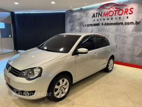 Polo Sedan 1.6 4P FLEX COMFORTLINE I-MOTION AUTOMATIZADO