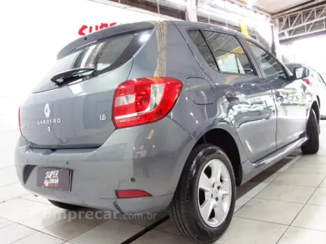 SANDERO - 1.6 DYNAMIQUE 8V 4P MANUAL