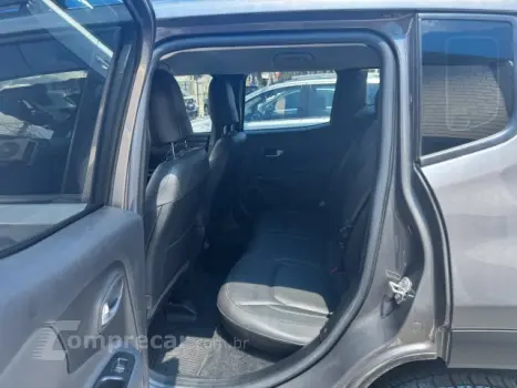 RENEGADE - 1.8 16V LONGITUDE 4P AUTOMÁTICO