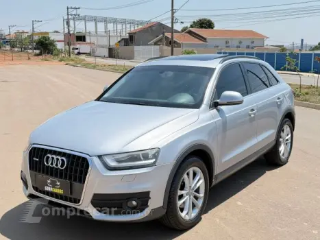 Audi Q3 - 2.0 TFSI AMBIENTE QUATTRO 170CV 4P S TRONIC 4 portas