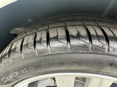 JETTA 2.0 TSI HIGHLINE 211CV GASOLINA 4P TIPTRONIC