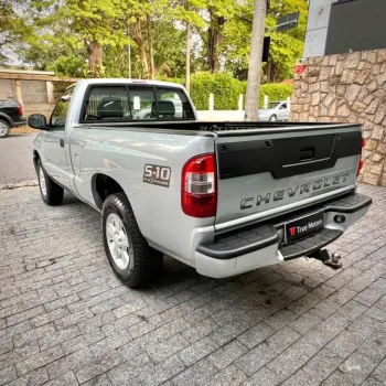 S10 2.4 MPFI Advantage 4X2 CS 8V