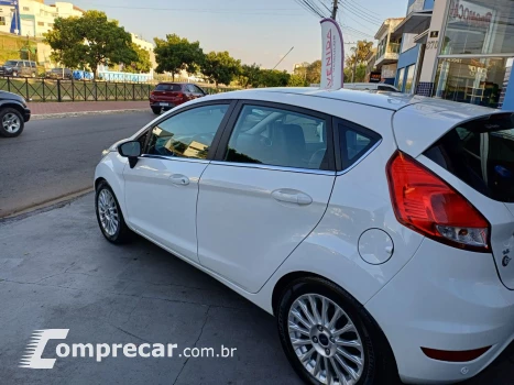 Fiesta Hatch 1.6 16V 4P FLEX TITANIUM PLUS POWERSHIFT AUTOMÁ