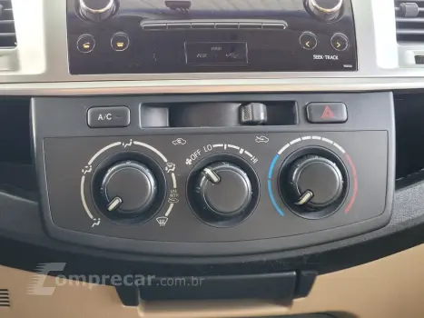 Hilux SW4 SR 4x2 2.7/ 2.7 Flex 16V Aut.