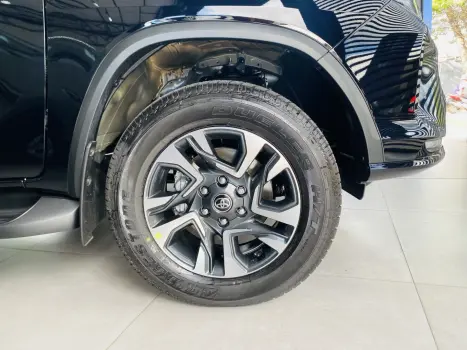 HILUX SW4 2.8 D-4d Turbo SRX Platinum 7L 4X4