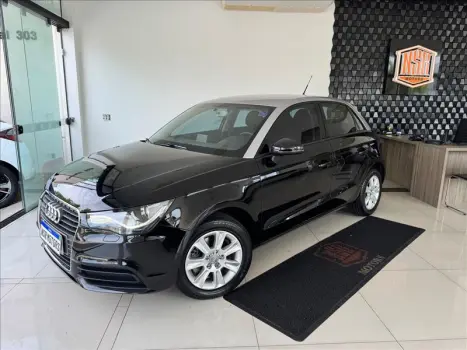 Audi A1 1.4 TFSI Sportback Attraction 16V 122cv 4 portas