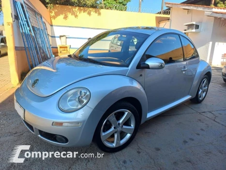 Volkswagen New Beetle 2.0 Mi 8V Gasolina 2P Tiptronic 2 portas