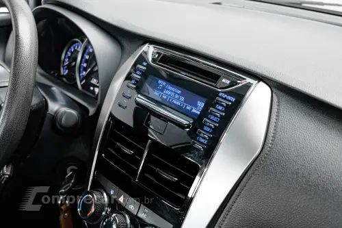 YARIS 1.5 16V Sedan XL live Multidrive