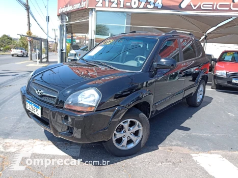 Hyundai TUCSON 2.0 MPFI GLS 16V 143cv 2WD 4 portas