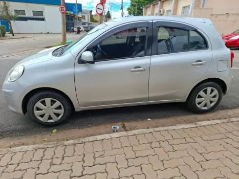 March 1.0 S 16V Flex 4P Manual