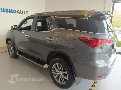 HILUX SW4 2.8 SRX 4X4 16V TURBO INTERCOOLER 4P AUTOMÁTICO