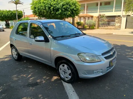 CELTA 1.0 MPFI LT 8V