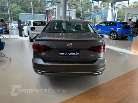 Virtus 1.0 4P 200 TSI FLEX HIGHLINE AUTOMÁTICO