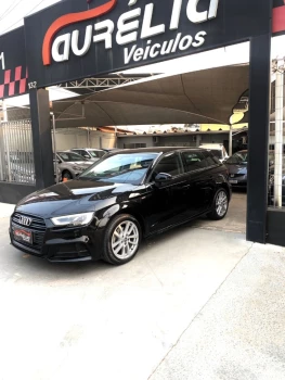 Audi A3 1.4 TFSI Sportback Prestige Plus 4 portas