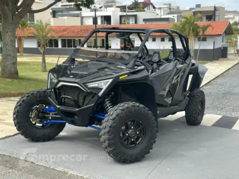 POLARIS RZR PRO XP4 ULTIMATE TURBO 4X4 (UTV)