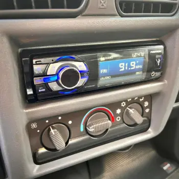 S10 2.4 MPFI Advantage 4X2 CS 8V