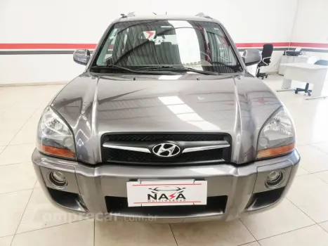 TUCSON 2.0 MPFI GLS 4X2 16V 143cv 2WD