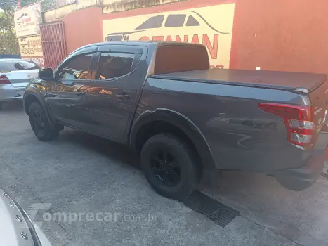 L200 2.5 GLS Outdoor 4X4 CD 8V Turbo Intercooler