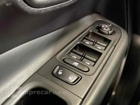 RENEGADE 1.3 T270 TURBO FLEX LONGITUDE AT6