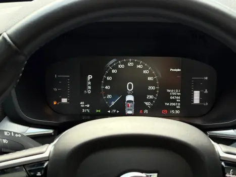 XC60 2.0 T5 Momentum AWD Geartronic