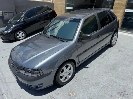 Volkswagen Gol 1000 Mi 16V/ Ouro 4p 4 portas