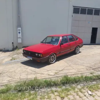 Volkswagen PASSAT 1.6 LSE 8V 4 portas