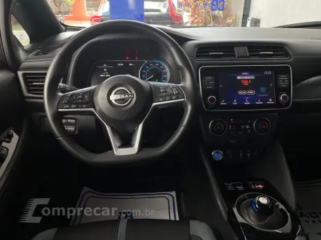 LEAF Aut. (Elétrico)