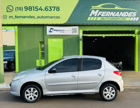 PEUGEOT 207 1.4 XR 8V 4 portas