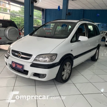 CHEVROLET ZAFIRA 2.0 MPFI Elegance 16V 4 portas