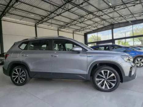 TAOS 1.4 250 TSI Highline