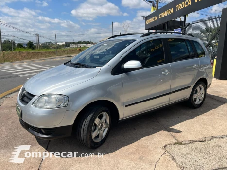 Volkswagen SPACEFOX 1.6 MI Comfortline 8V 4 portas