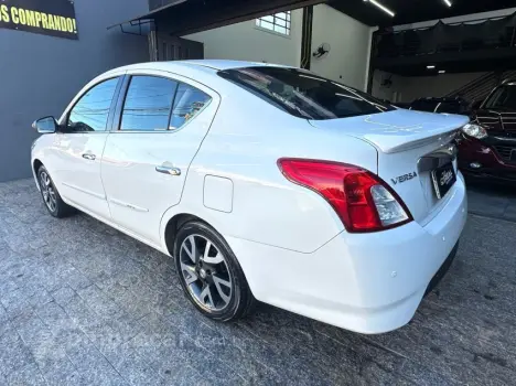 VERSA 1.6 16V Unique