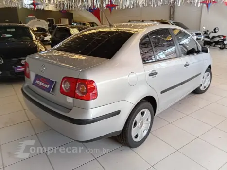 Polo Sedan 1.6