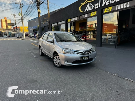 ETIOS 1.5 XS Sedan 16V