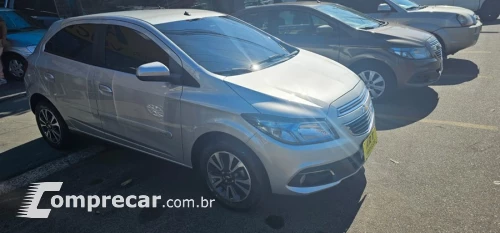 CHEVROLET ONIX 4 portas