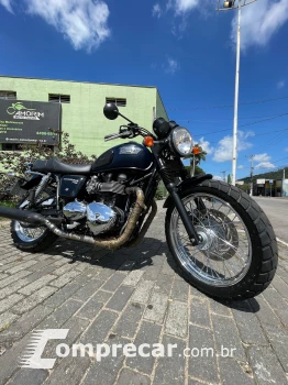 BONNEVILLE T100