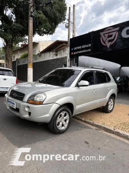 Hyundai TUCSON 2.0 MPFI GLS 4X2 16V 143cv 2WD 4 portas