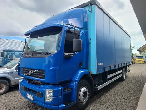 Volvo VM 210 2 portas
