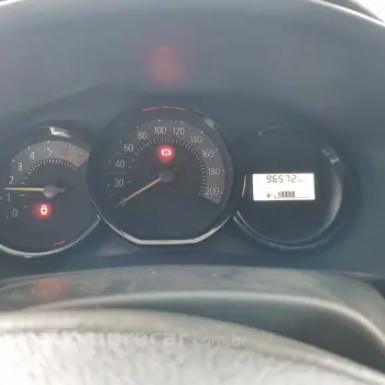 LOGAN 1.0 Authentique 16V