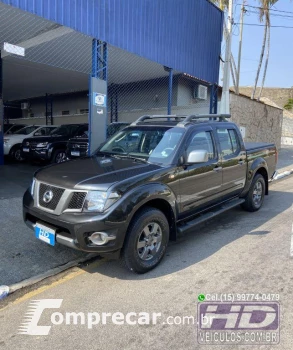 NISSAN Frontier SV AT.CD 4x4 2.5 TB Diesel Mec. 4 portas