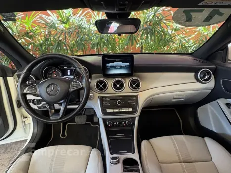 CLA 200 1.6 VISION 16V FLEX 4P AUTOMÁTICO