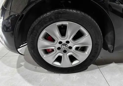 NEW BEETLE 2.0 MI 8V GASOLINA 2P TIPTRONIC
