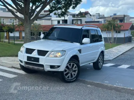 PAJERO TR4 2.0 4X2 16V 140CV FLEX 4P AUTOMÁTICO
