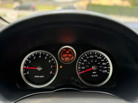 Sentra 2.0/ 2.0 Flex Fuel 16V Aut.