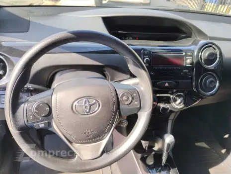 ETIOS 1.5 X Plus Sedan 16V